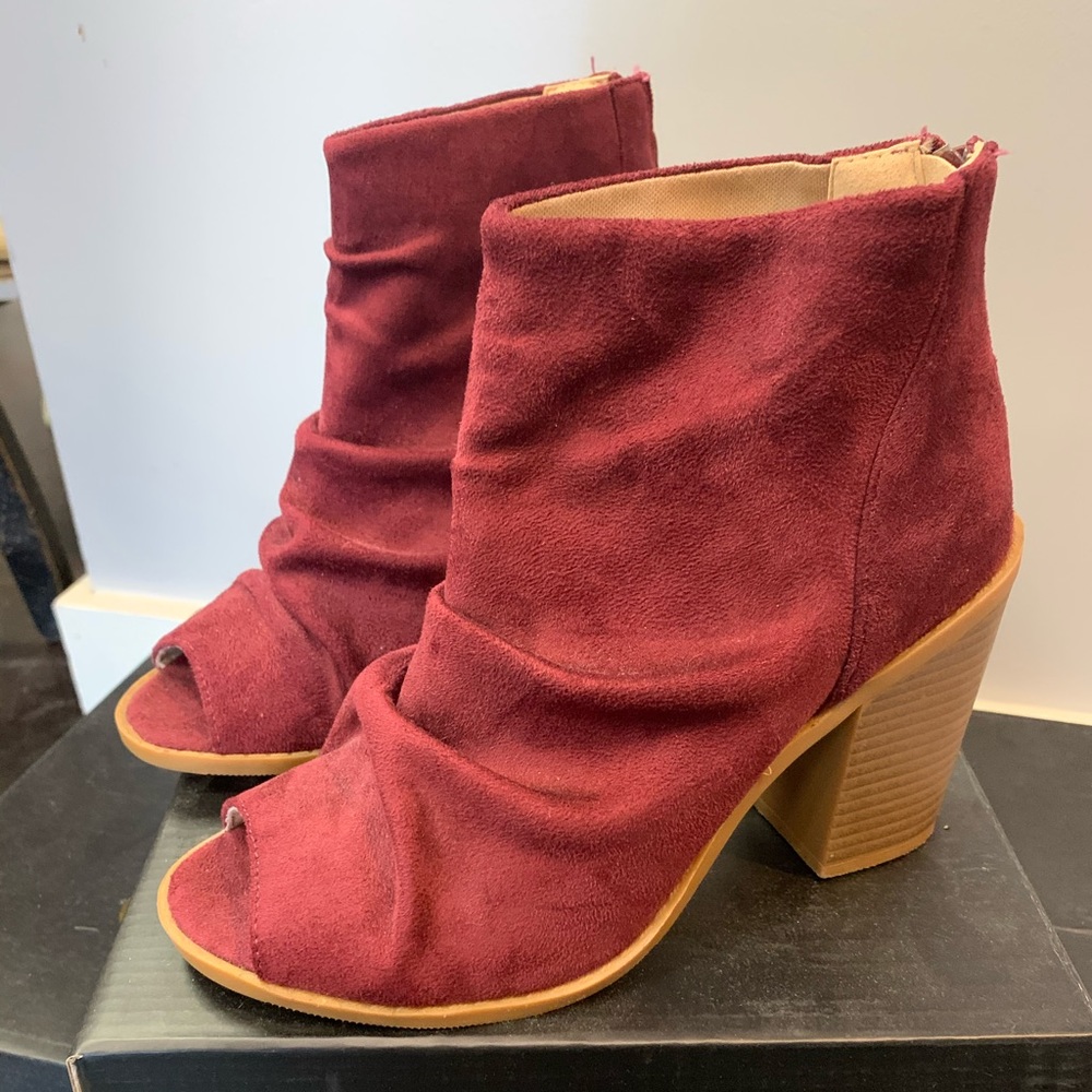 BRAND NEW wine slouch peep toe booties